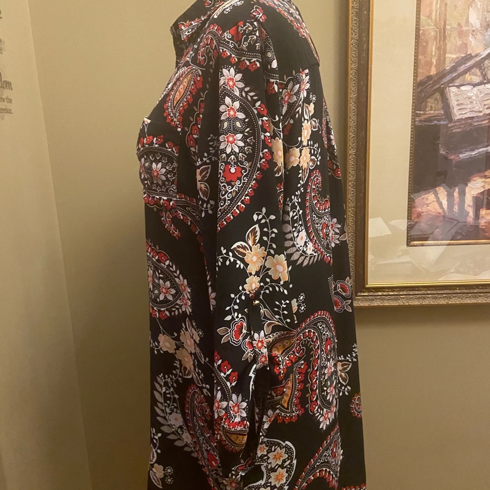 New Directions Black Floral Tunic Top Size M - Picture 4 of 16